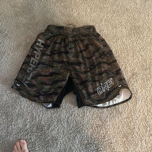 Hyperfly shorts one championship size 36